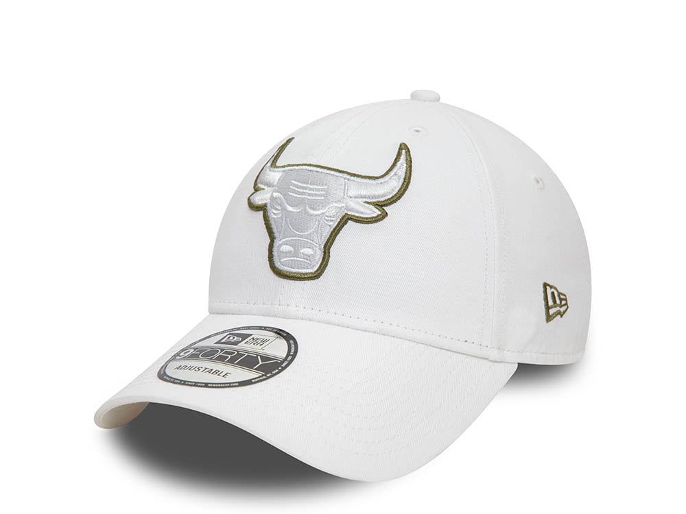 New Era Chicago Bulls Team Outline White 9Forty Strapback Cappellini