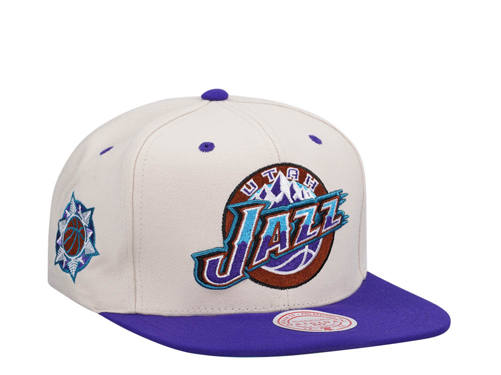 Mitchell & Ness Utah Jazz Sail Off White Two Tone Snapback Cap