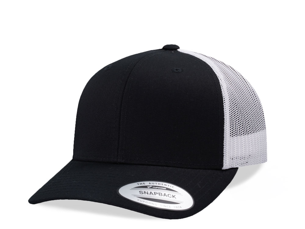 Yupoong Basic Black White Retro Trucker Snapback Cappellini